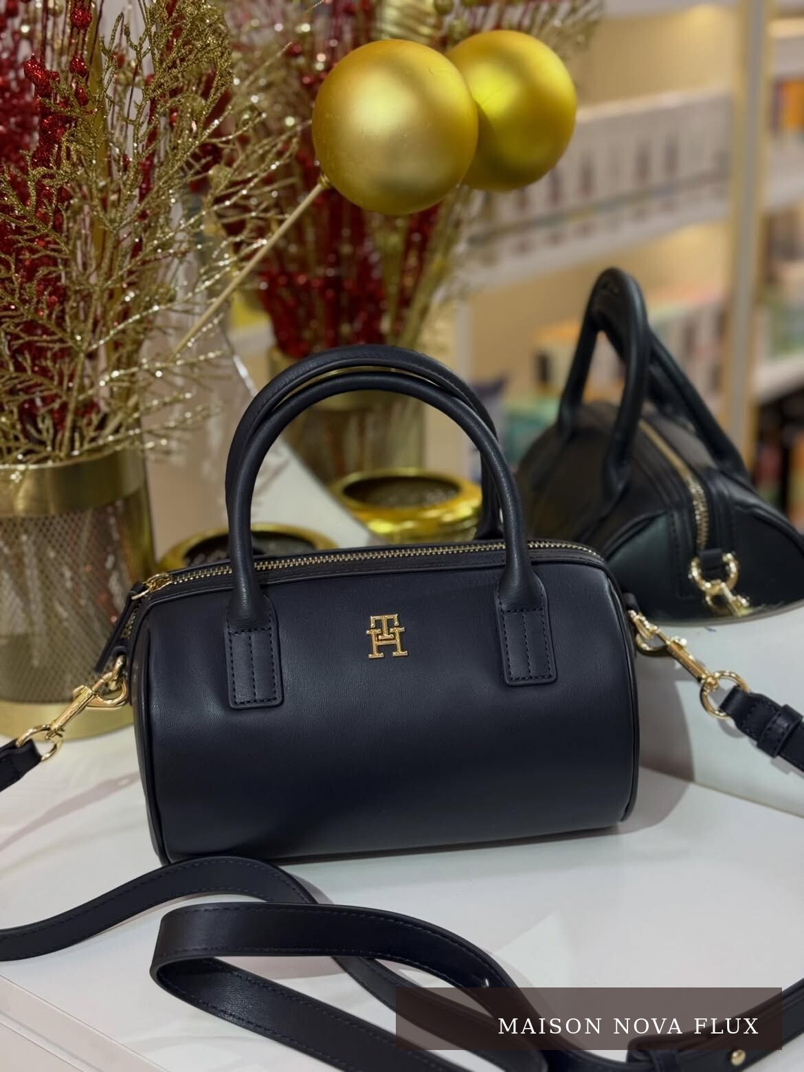 Noir Mini Top Handle