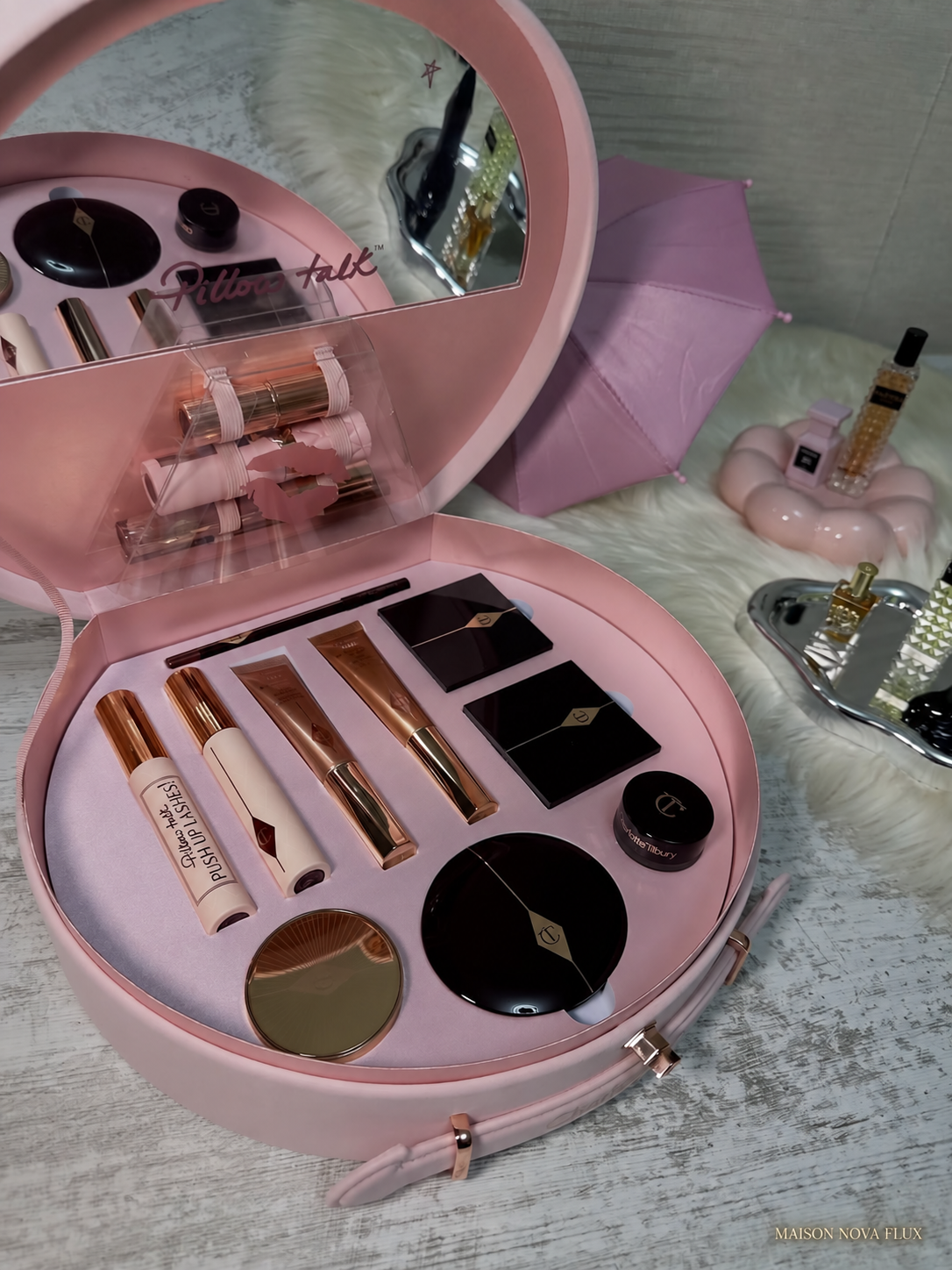 Charlotte Tilbury Pillow Talk Makeup Gift Case