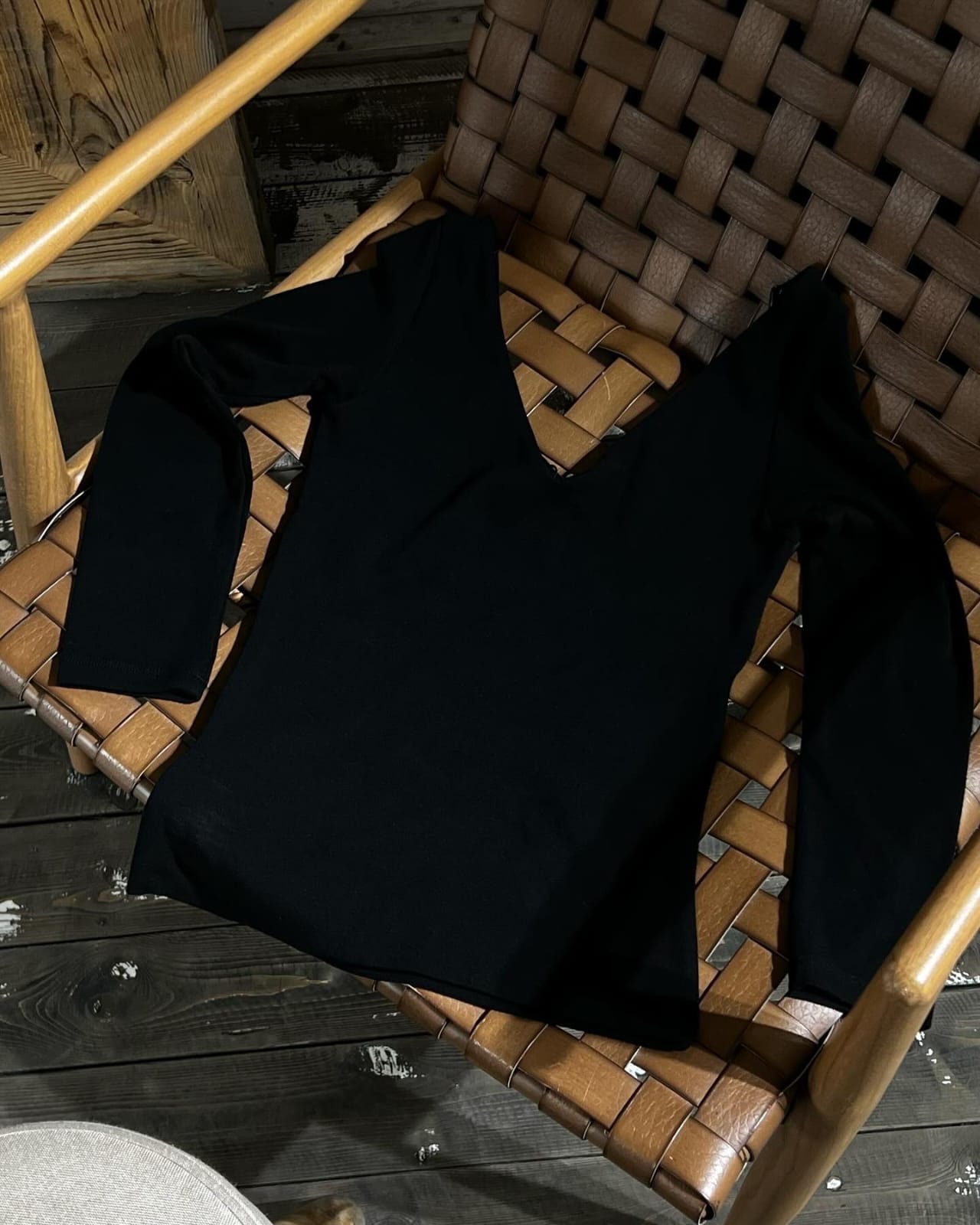 Noir Sculpted V-Neck Long-Sleeve Top